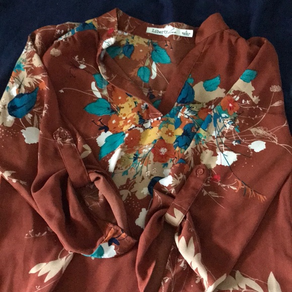 Fall blouse - Picture 2 of 4